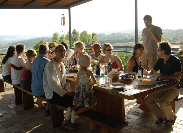 Dining al fresco at In Sabina retreat centre in Italy