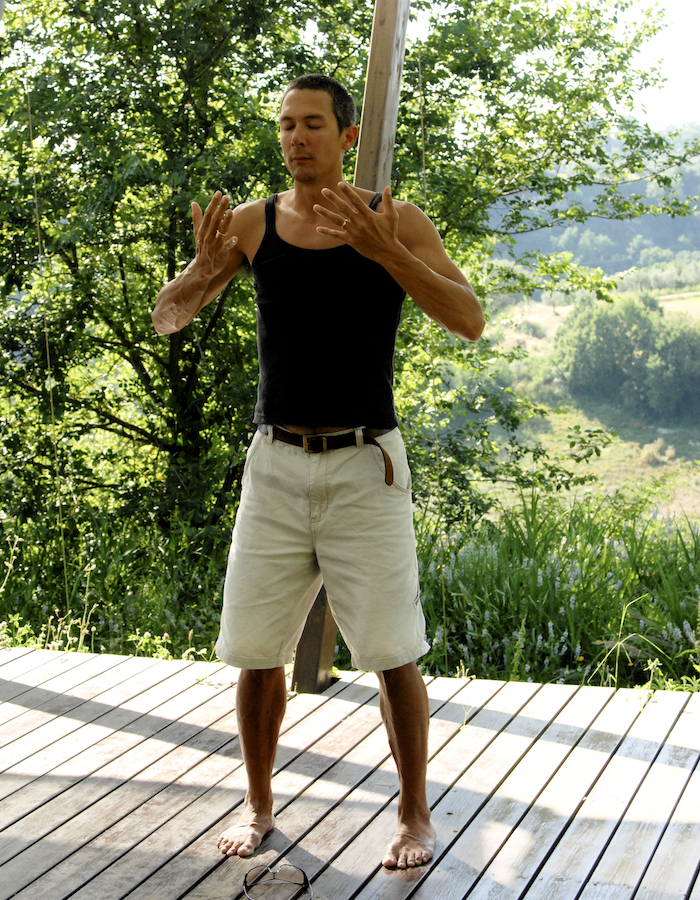 Gingi Lee teaching Tai Chi on a yoga retreat in Italy